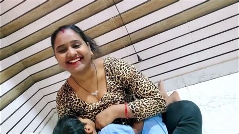 chhoti bahan ka sex|Chhoti bahan ne apne bade bhai se bur marwai